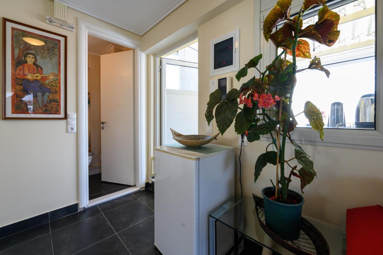 Myrto Luxurious Top Floor Studio Каламата Экстерьер фото